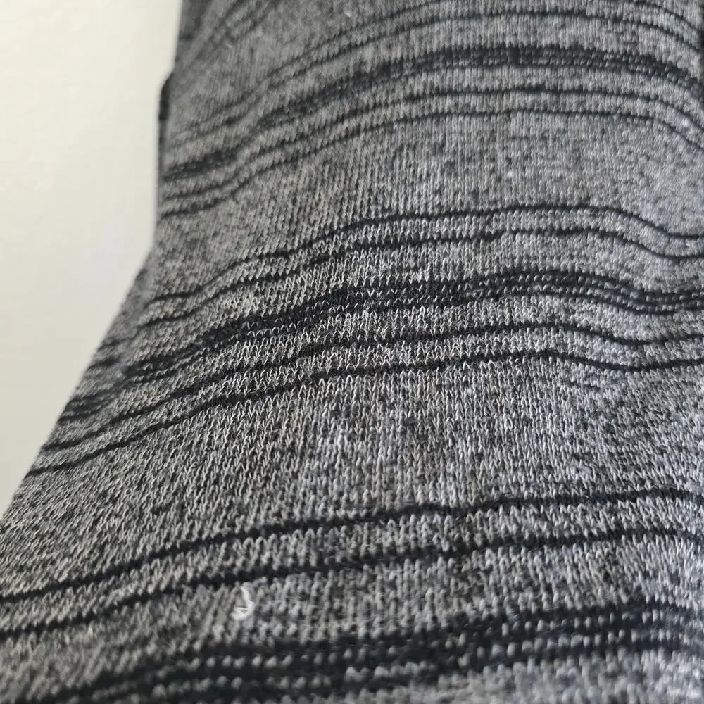 Free People Oversized Distressed Henley Neck Shirt Gray Size XS Long Sleeve Boho - Picture 5 of 9